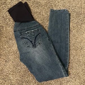 Maternity jeans size small